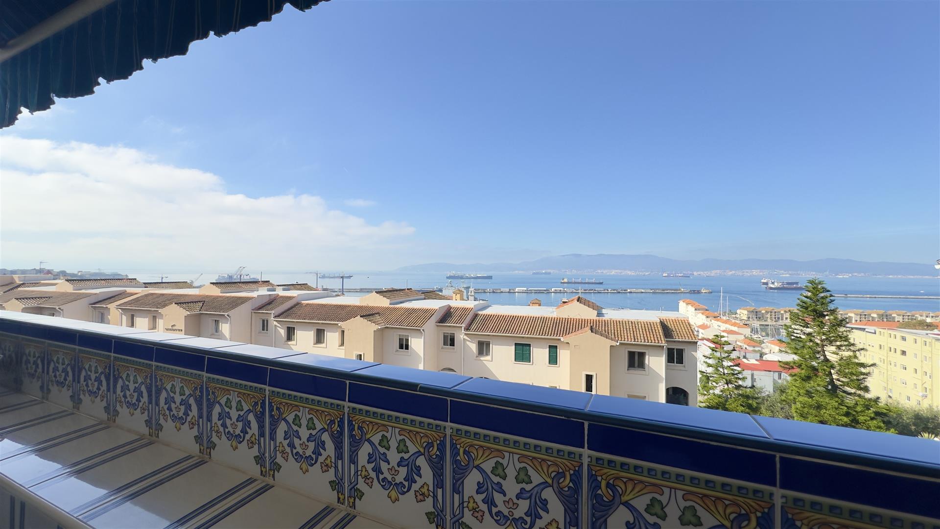 Image of Apartment - 2 Bedrooms - 1 Bathrooms for Sale in Gardiner's Road-Gibraltar, Image 13